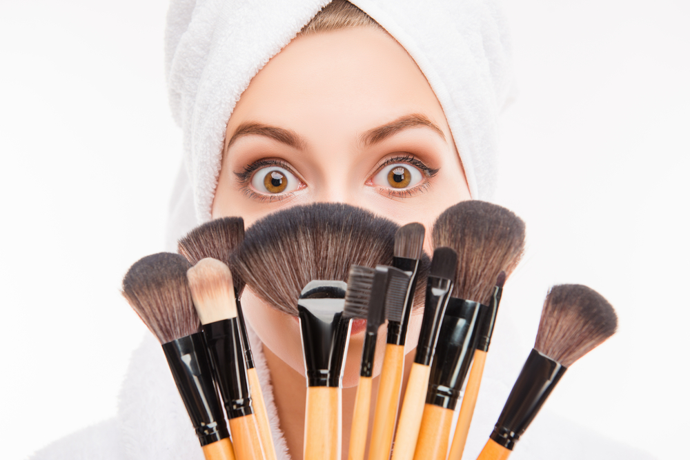 How to Keep Your Beauty Space Clean