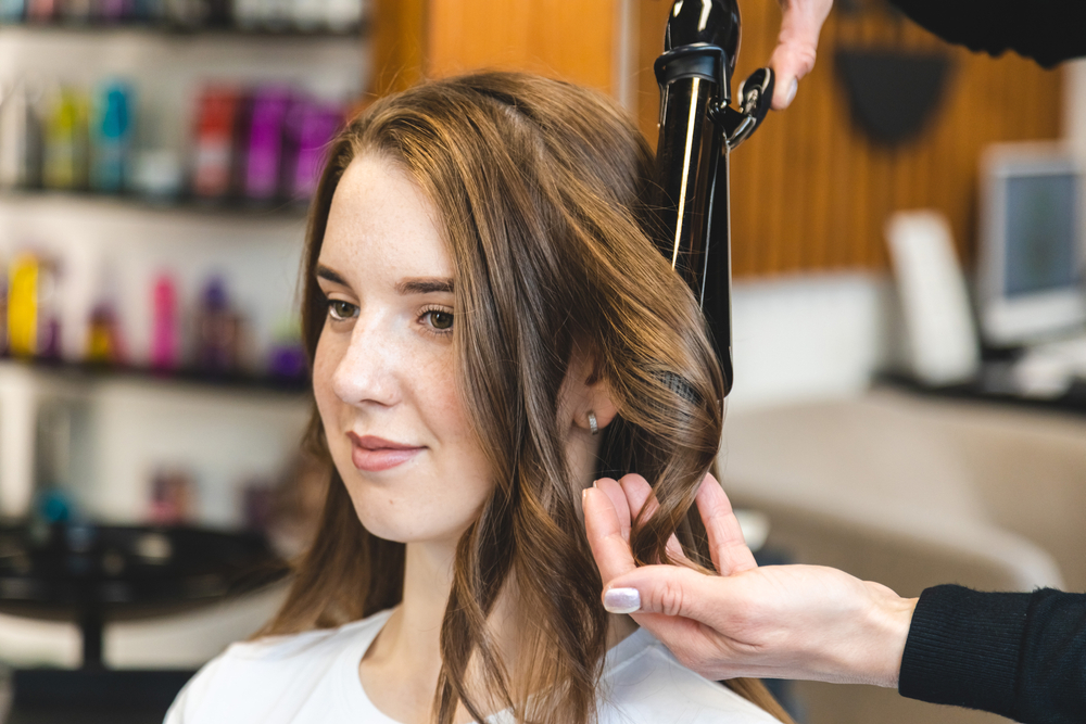 Tips for Landing Your First Beauty Job